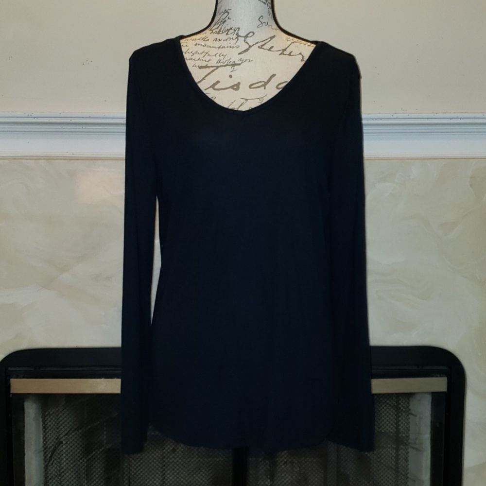 NWOT♡ GLORIA VANDERBILT LONG SLEEVE TOP